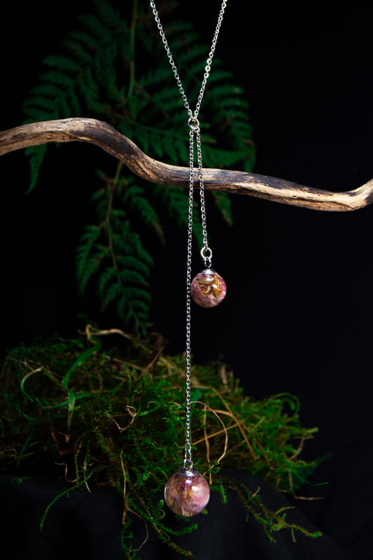 V Necklace with Real Flowers